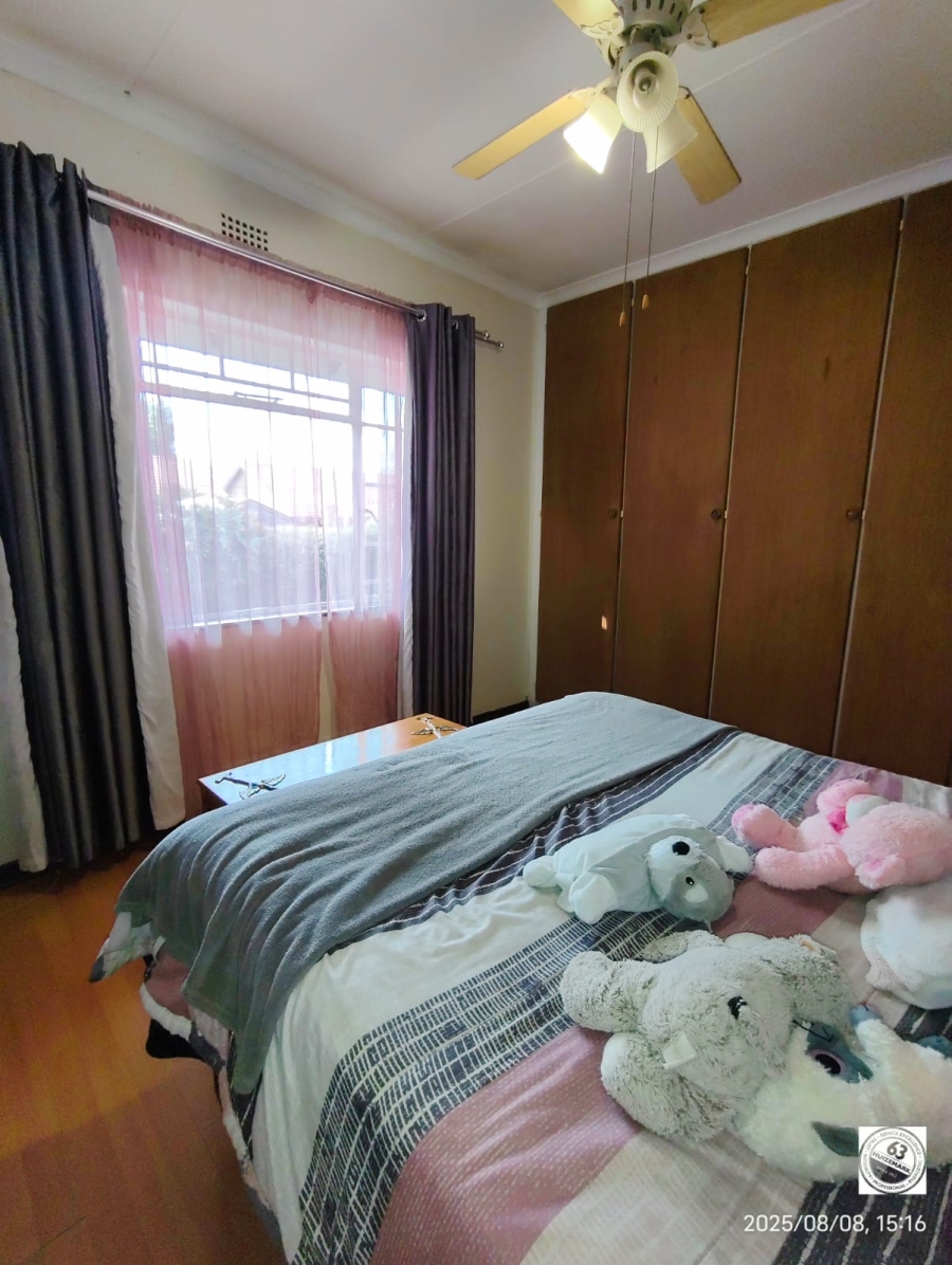 4 Bedroom Property for Sale in Vaalpark Free State